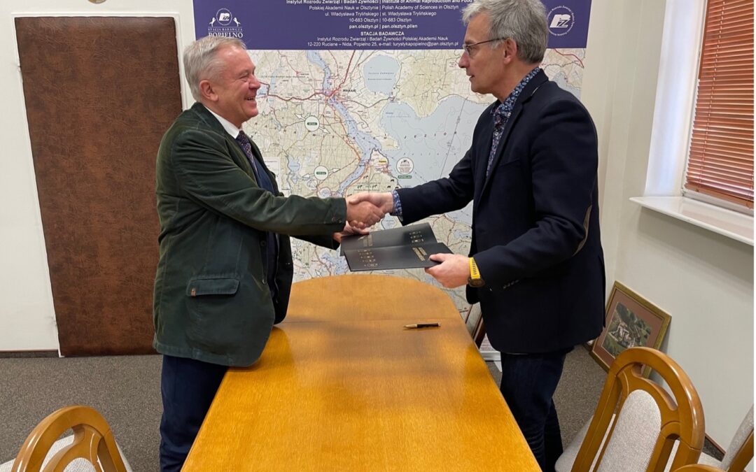 Signing of an agreement on cooperation for the development of science and knowledge transfer between the Copernicus Academy and the Institute of Animal Reproduction and Food Research of the Polish Academy of Sciences in Olsztyn