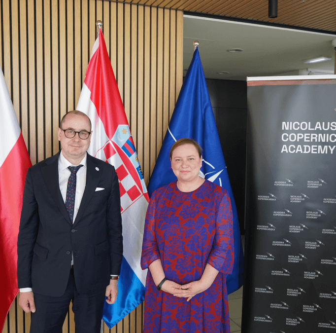 Signing of MoU between the Embassy of the Republic of Poland in Zagreb and Copernicus Academy